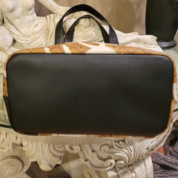 L.A.M.B. by Gwen Stefani Stencil Pattern Bag #421 - Picture 11 of 17